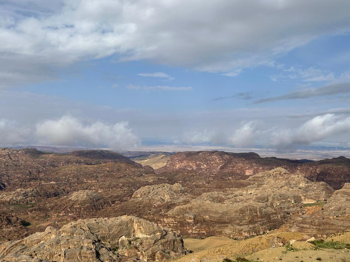 Petra Pass Hostel Вади Муса Екстериор снимка